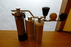手摇磨豆机怎么选？匿名2、海勒、M47、KINU M38 优缺点对比与预算推荐