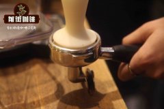 法压壶怎么用才不沙口？法式咖啡滤压壶研磨度、时间与意式咖啡区别一次讲清