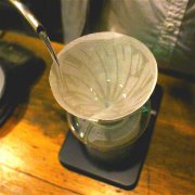 咖啡手动式操作,选择手冲壶的大致方向和摩卡壶的使用方法