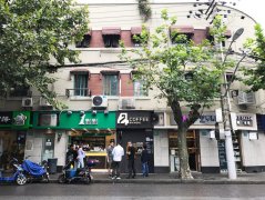 上海长乐路42 Coffee Brewers值得去吗？30平米外带小店的Flat White实测