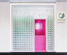 上海陆家嘴Vsmooth咖啡店：如何把咖啡铺变成一片森林？