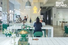 深圳蛇口港Akimbo Cafe值得去吗？工业区里的绿意美学咖啡馆实测