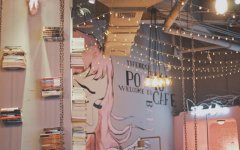 重庆网红咖啡馆PoitiolCafe生灰咖啡值得去吗？拍照打卡与灯光浪漫体验实测