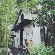武汉汉阳造黑胶星球咖啡馆值得去吗？音乐主题咖啡店探店体验